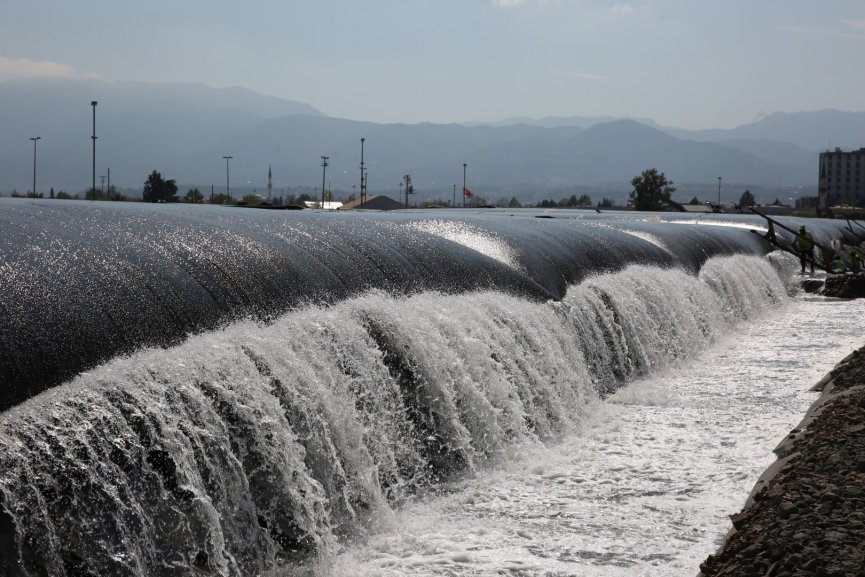 İzmit Körfezi’nden 66 bin kamyon çamur çıktı