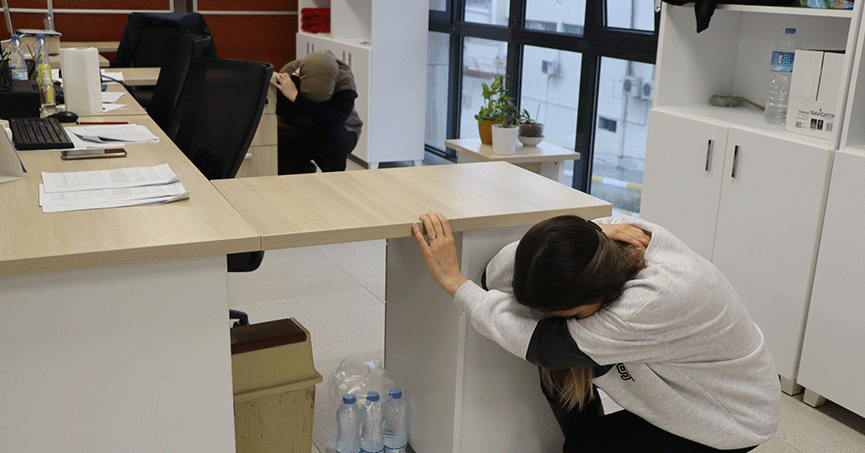 Kandıra Belediyesi’nde deprem tatbikatı