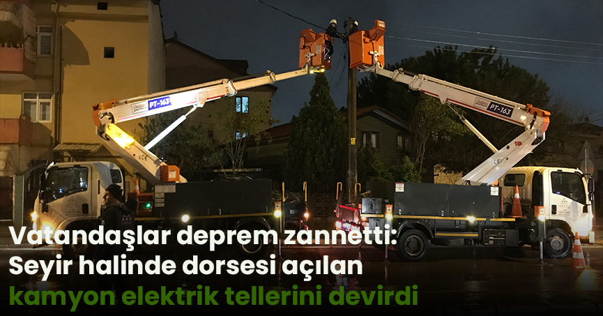 Vatandaşlar deprem zannetti: Seyir halinde dorsesi açılan kamyon elektrik tellerini devirdi