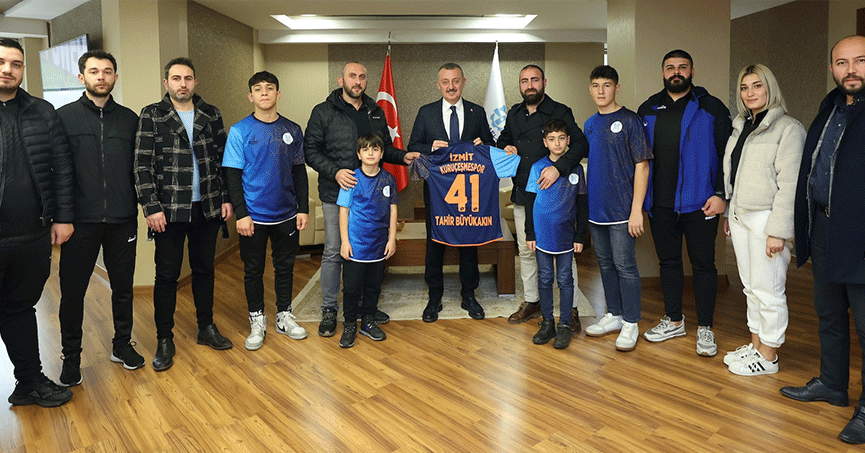 Başkan Büyükakın; Bu kentte bir yetim gözü yaşlı uyumamalı